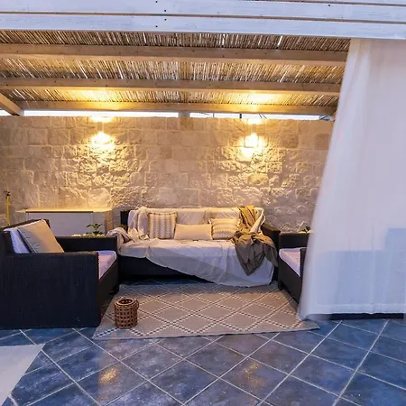 Soave Mare E Piscina Privata * Santa Maria Del Focallo