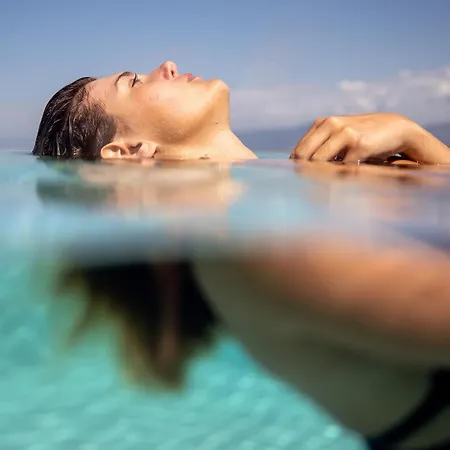 Soave Mare E Piscina Privata Villa