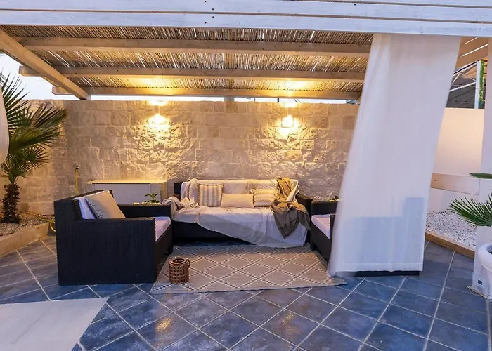 Soave Mare E Piscina Privata * Santa Maria Del Focallo